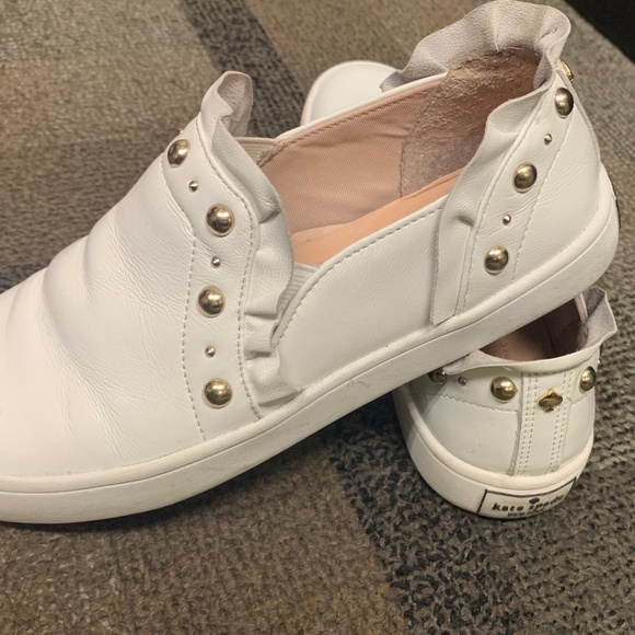 Kate Spade Ruffles and Studs White Leather Shoes (Size 5) - Picture 1 of 5